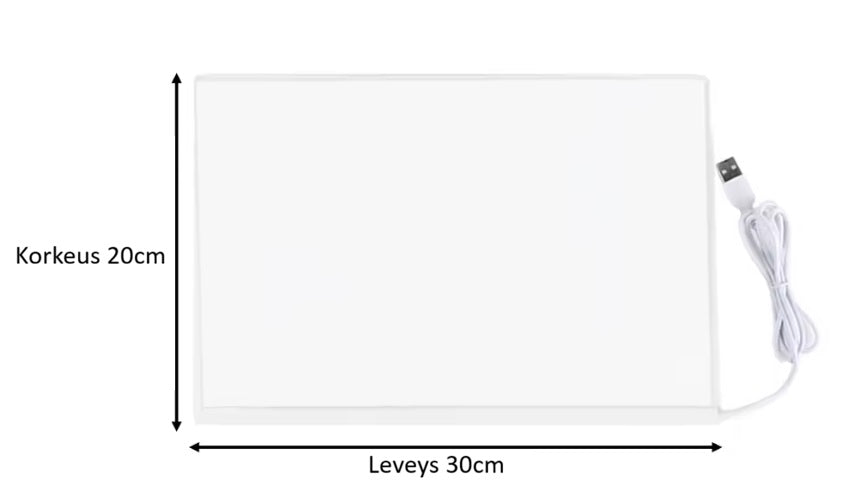 Kyltin korkeus on 20cm ja leveys 30 cm